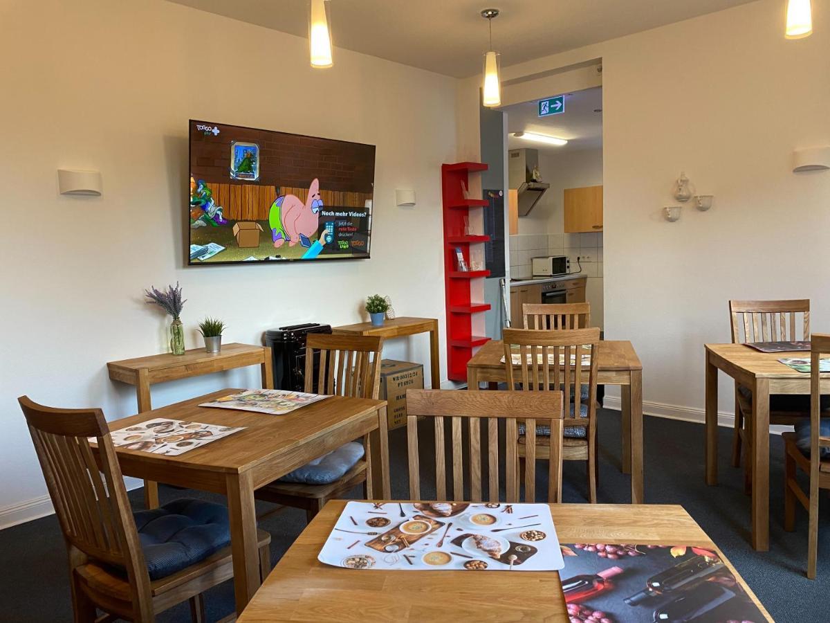 Ferienunterkunft Mit 4 Doppelzimmern In Einbeck!! Exterior photo